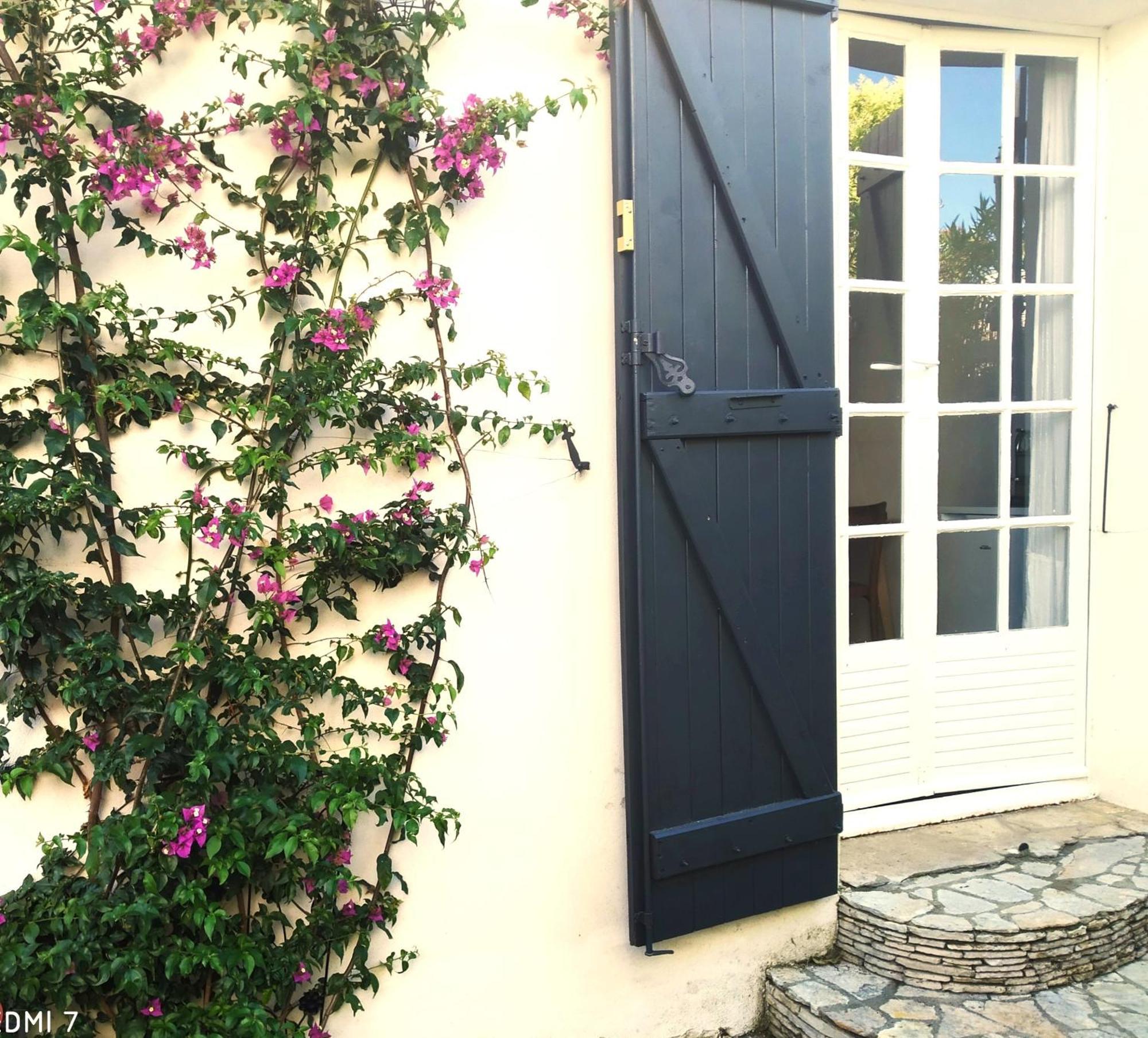 Les Lauriers Roses Apartment นาร์บอนน์ ภายนอก รูปภาพ